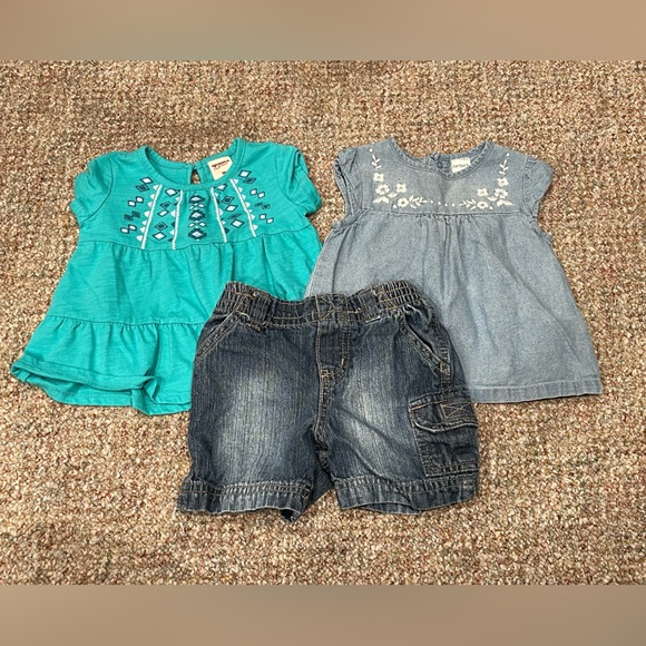 Baby 9 Month Mixed Top & Shorts Bundle - Picture 1 of 5